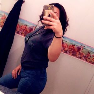 Meet your Posher, Maris